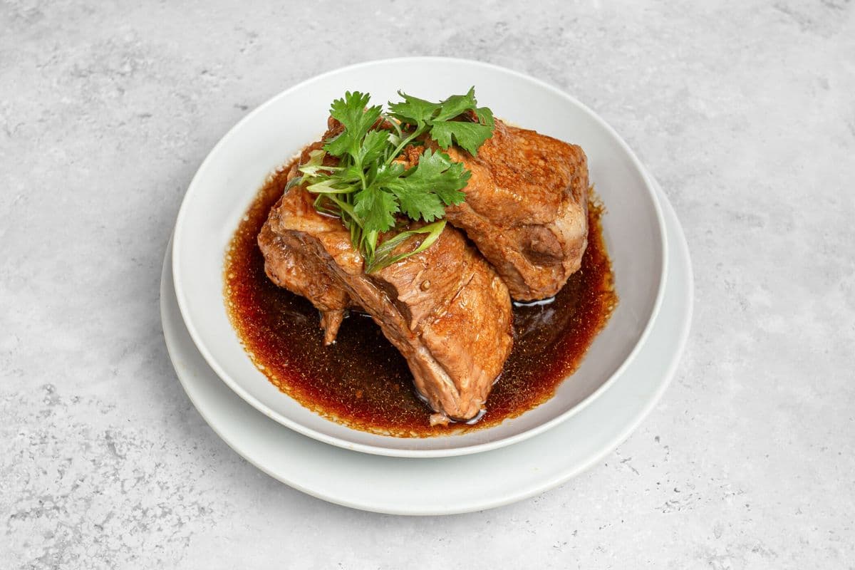 6. Pa Lo Spare Ribs ซี่โครงหมูพะโล้