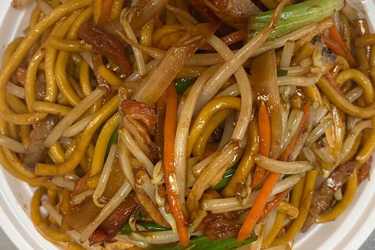Roast Pork Lo Mein