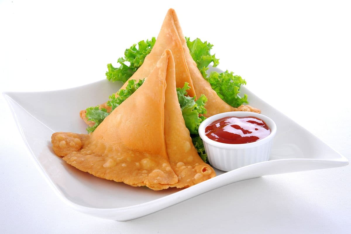 Veg Samosa (2pcs)  (If you want more then 10 please call restaurant)