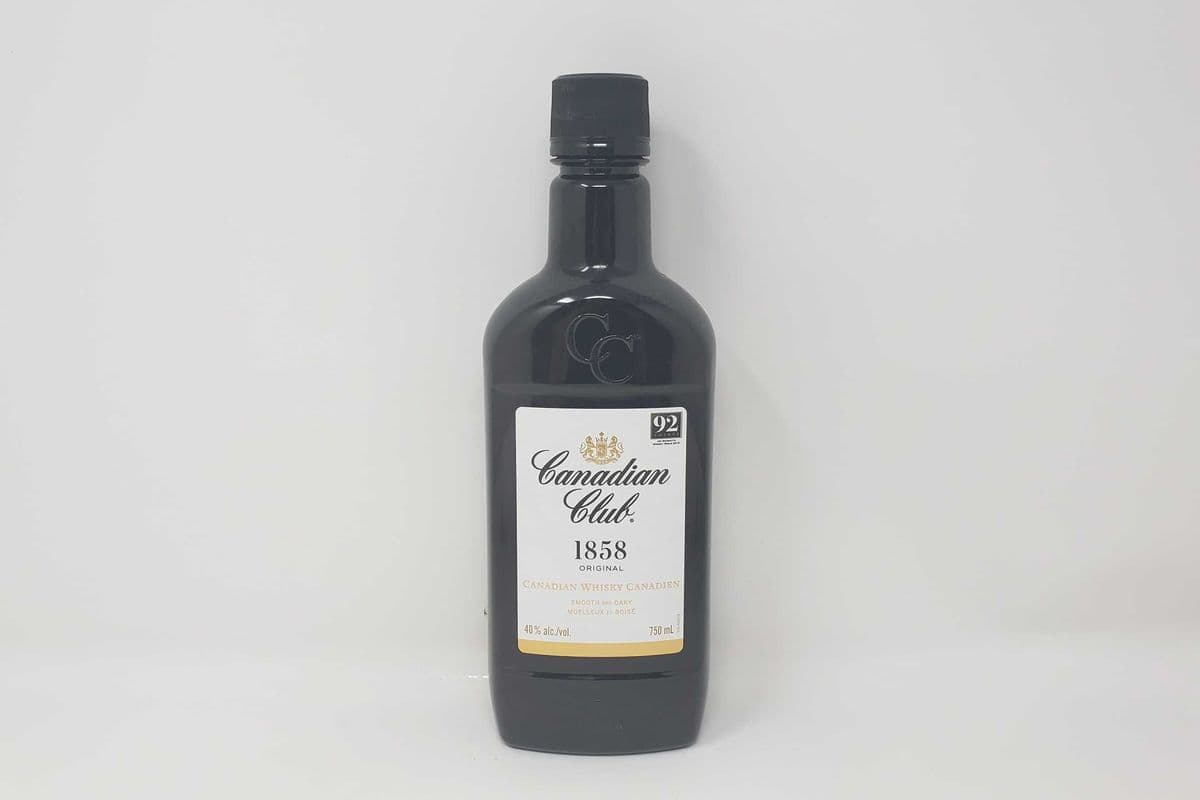 CANADIAN CLUB WHISKY (1 x 750ml)