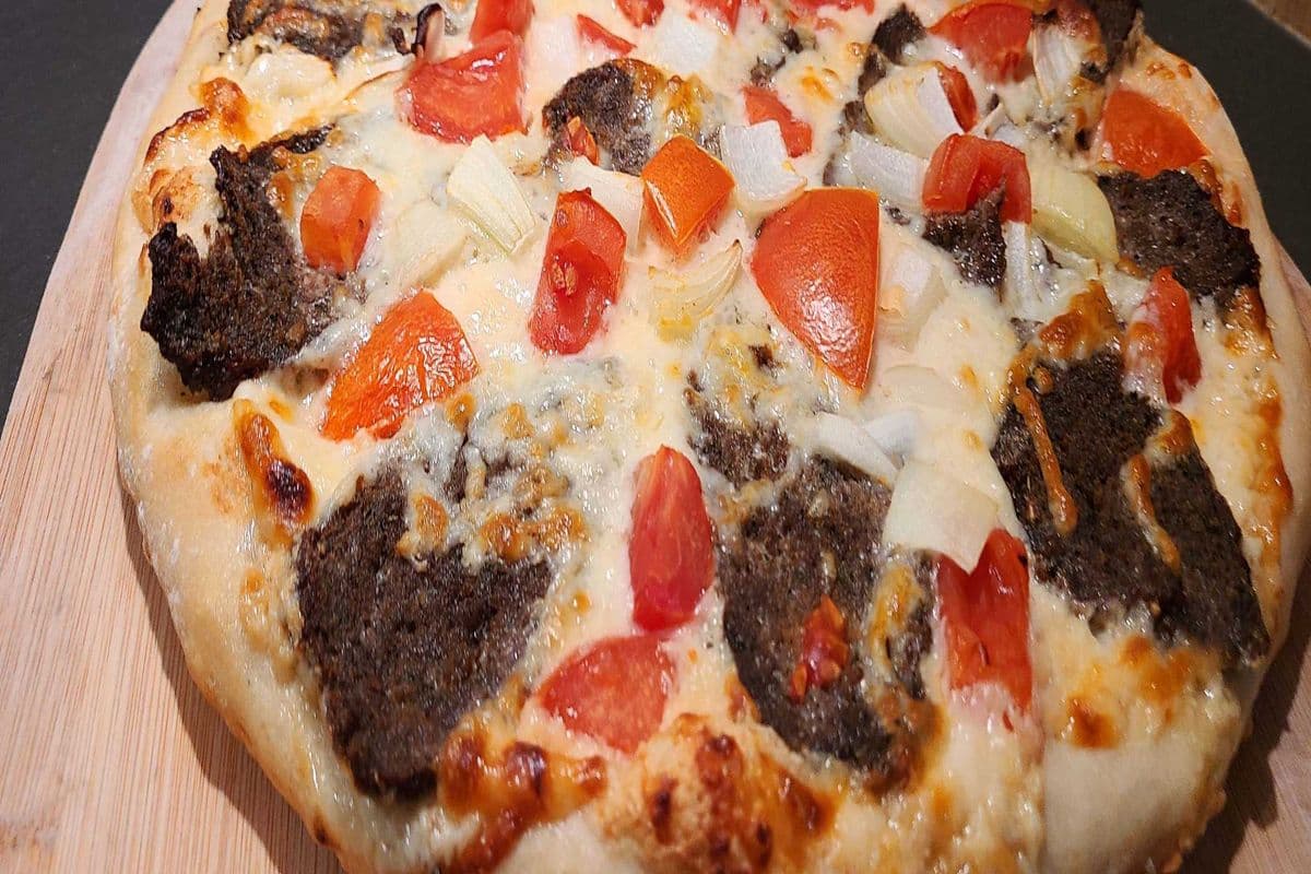 Medium Donair Pizza