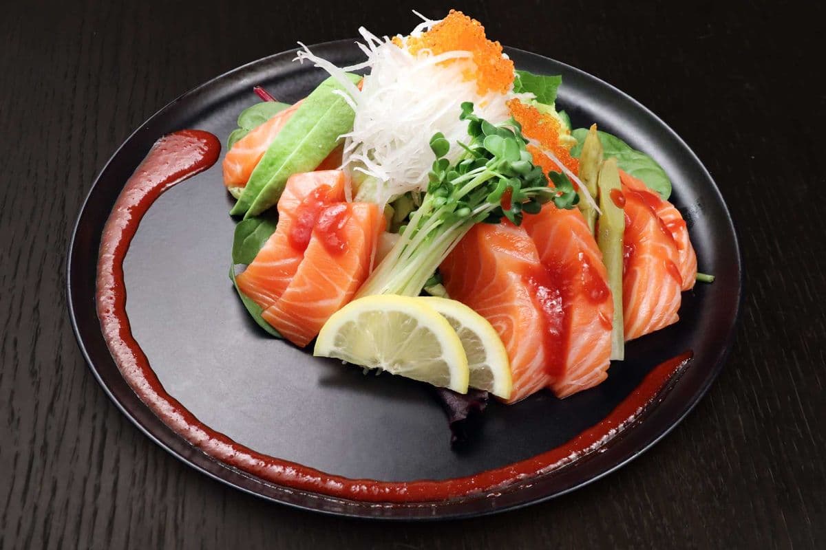 Spicy Salmon Sashimi
