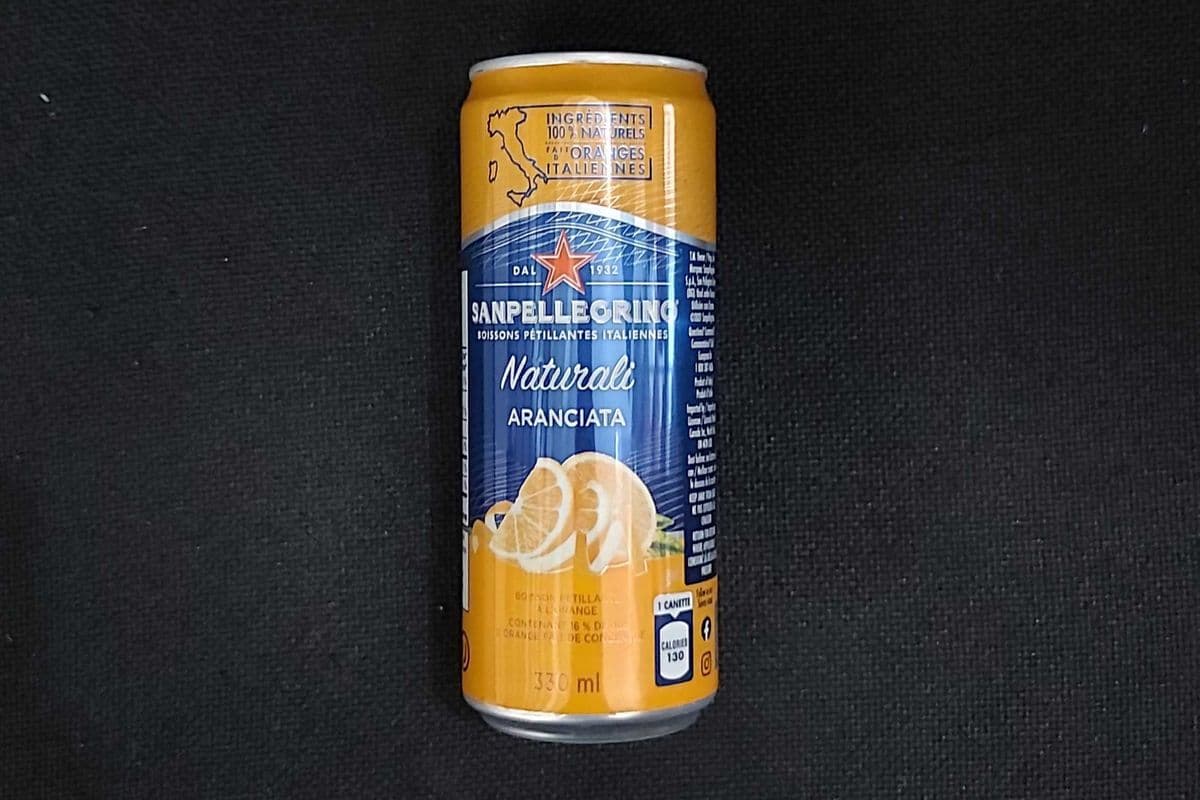 Sanpellegrino Aranciata (orange)