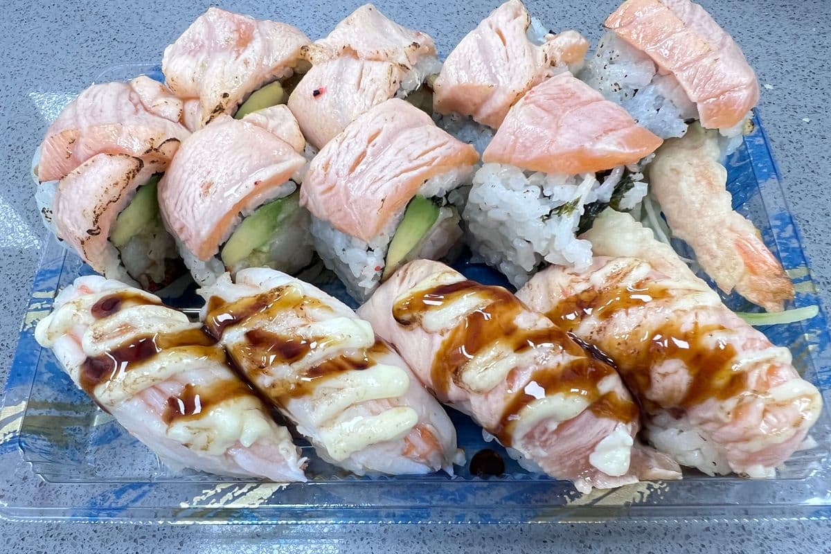 Torched Sushi and Roll Combo (12 pcs)