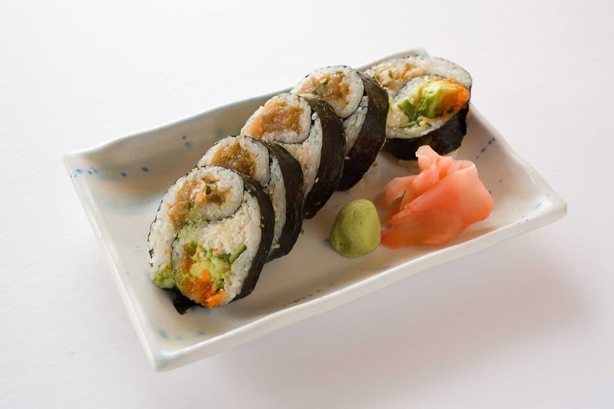 Manhattan Roll (Spicy Tuna and California )