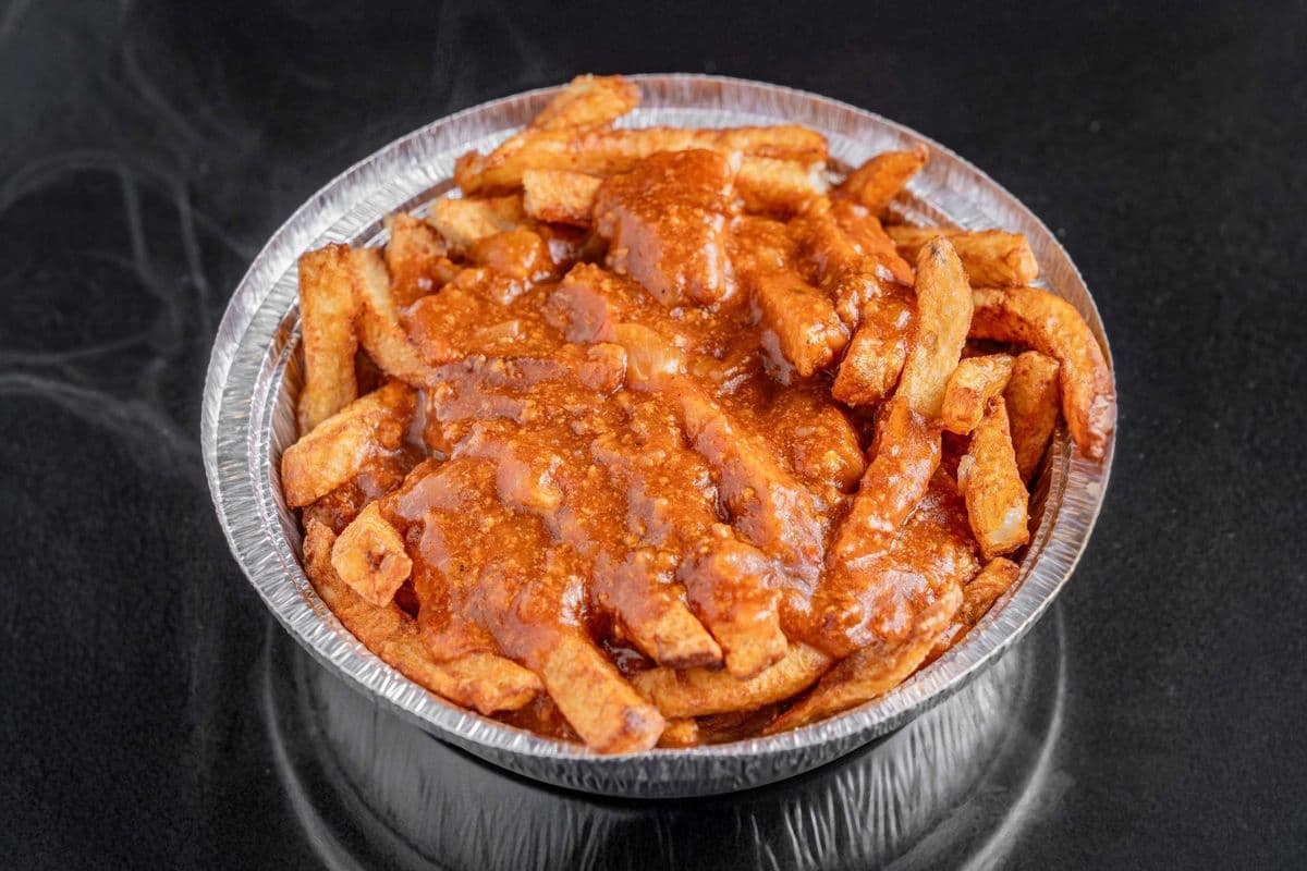 Frite sauce à la viande (médium) / Fries Meat Sauce (Medium)