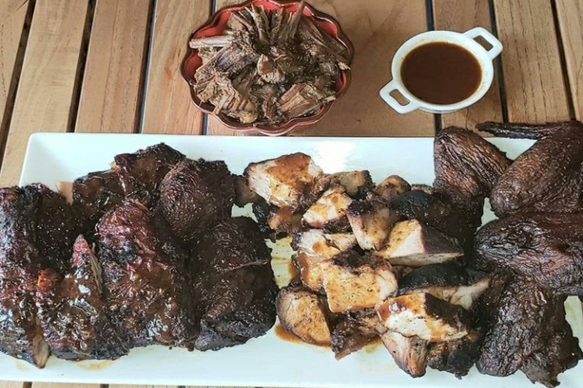 Jerked Meat Platter: (2 to 4 people)