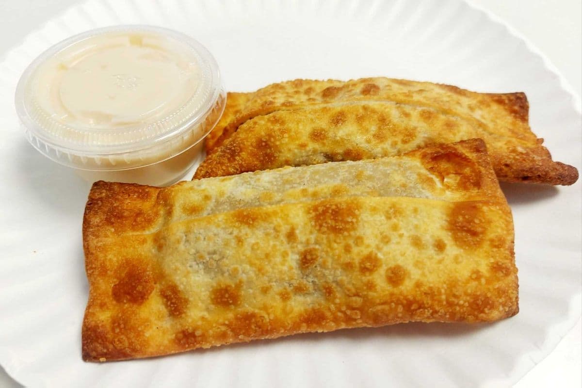 2 Donair Egg Rolls and 1 Donair Sauce