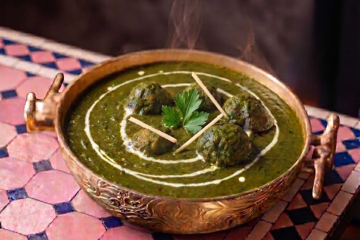 PALAK KOFTA CURRY