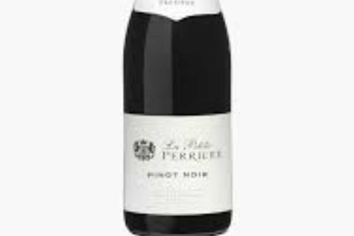SAGET LA PETITE PERRIERE PINOT NOIR (1 x 750)