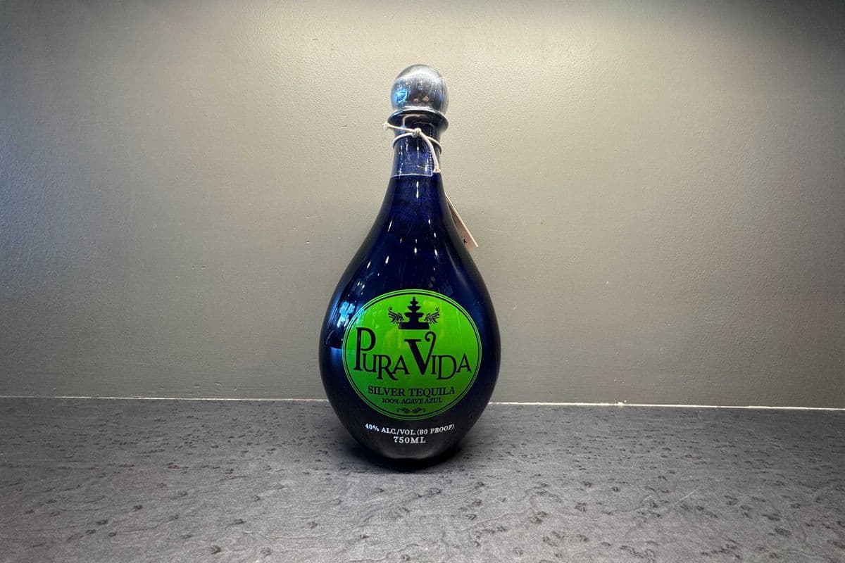Pura Vida Silver Tequila (1 x 750 ml)