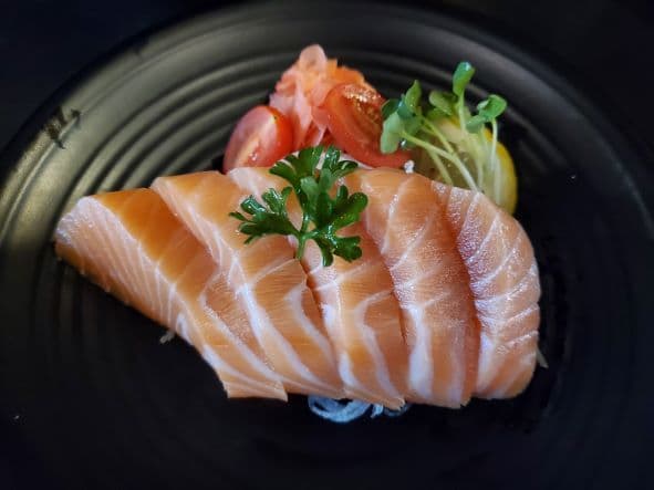 Salmon Sashimi (5pcs)