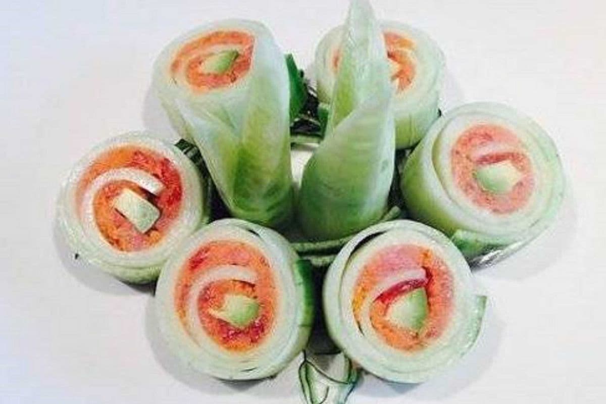 Cucumber Salad Roll (4pc)