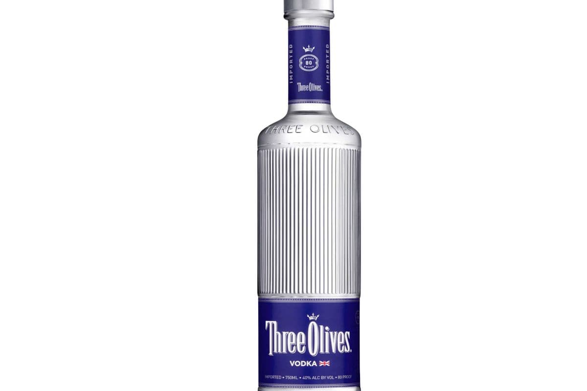 THREE OLIVES VODKA (1 x 750 ML) (1 x 750 ML)