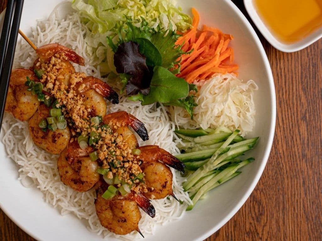 Grilled Shrimp & Roll