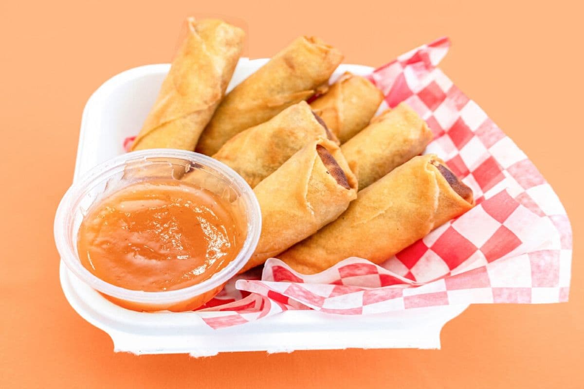 Spring Rolls (7pcs) with Plum Sauce