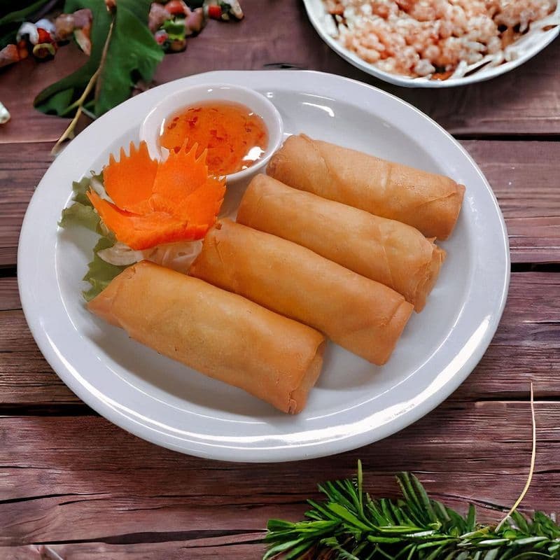 01. Spring Rolls (4 Pcs)