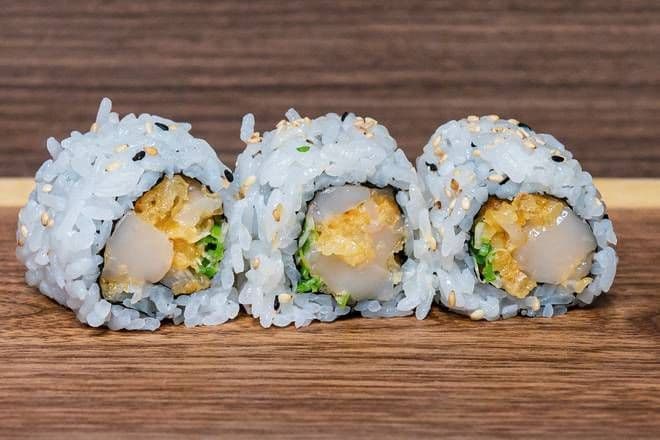 Spicy Scallop Roll (6 pcs)