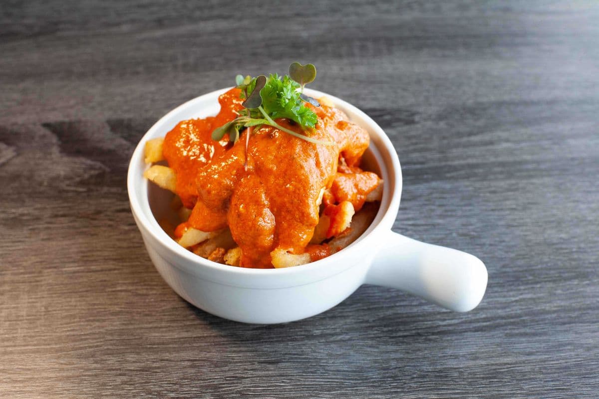Butter Chicken Poutine