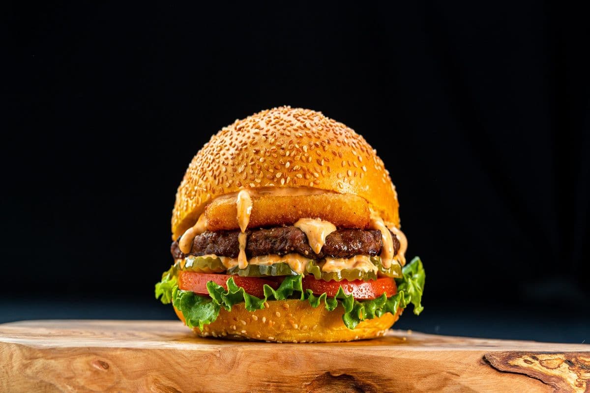 #8 BURGER MOZZA. FRITE