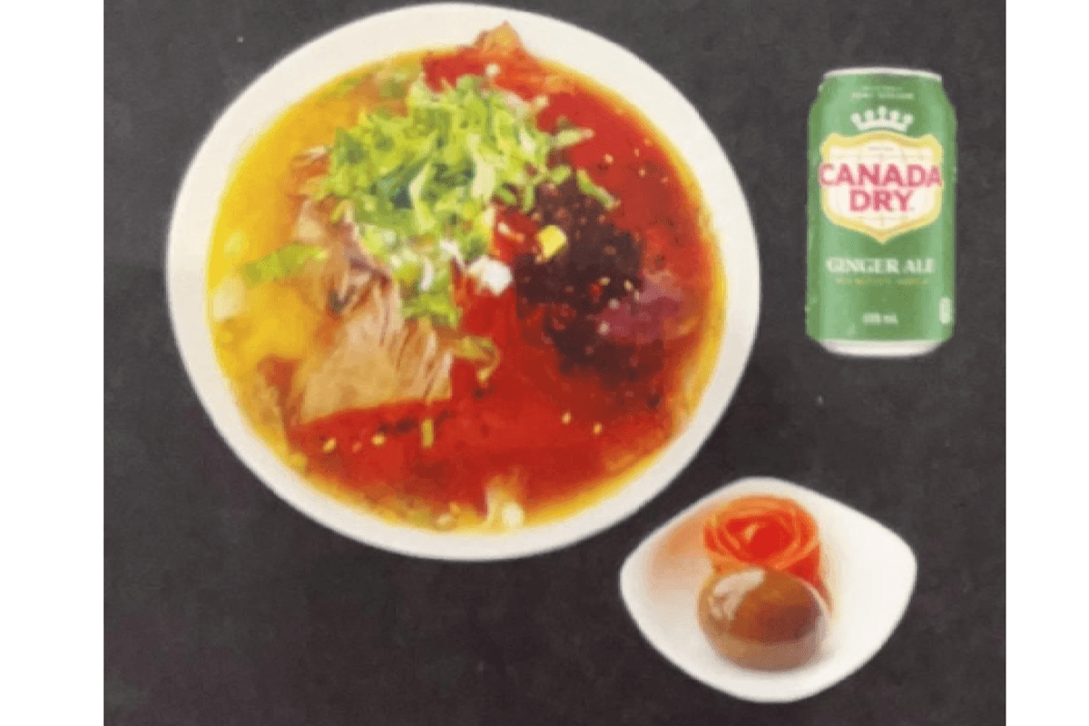 Package 1 套餐一( Special Lanzhou Beef Noodles with 1 Braised Egg and 1 Pop)