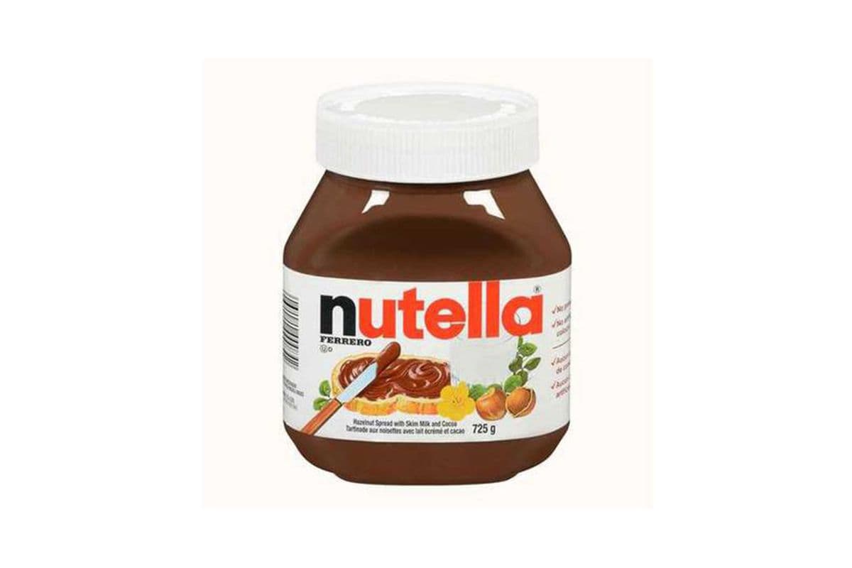 Nutella Hazelnut Spread (725 g)