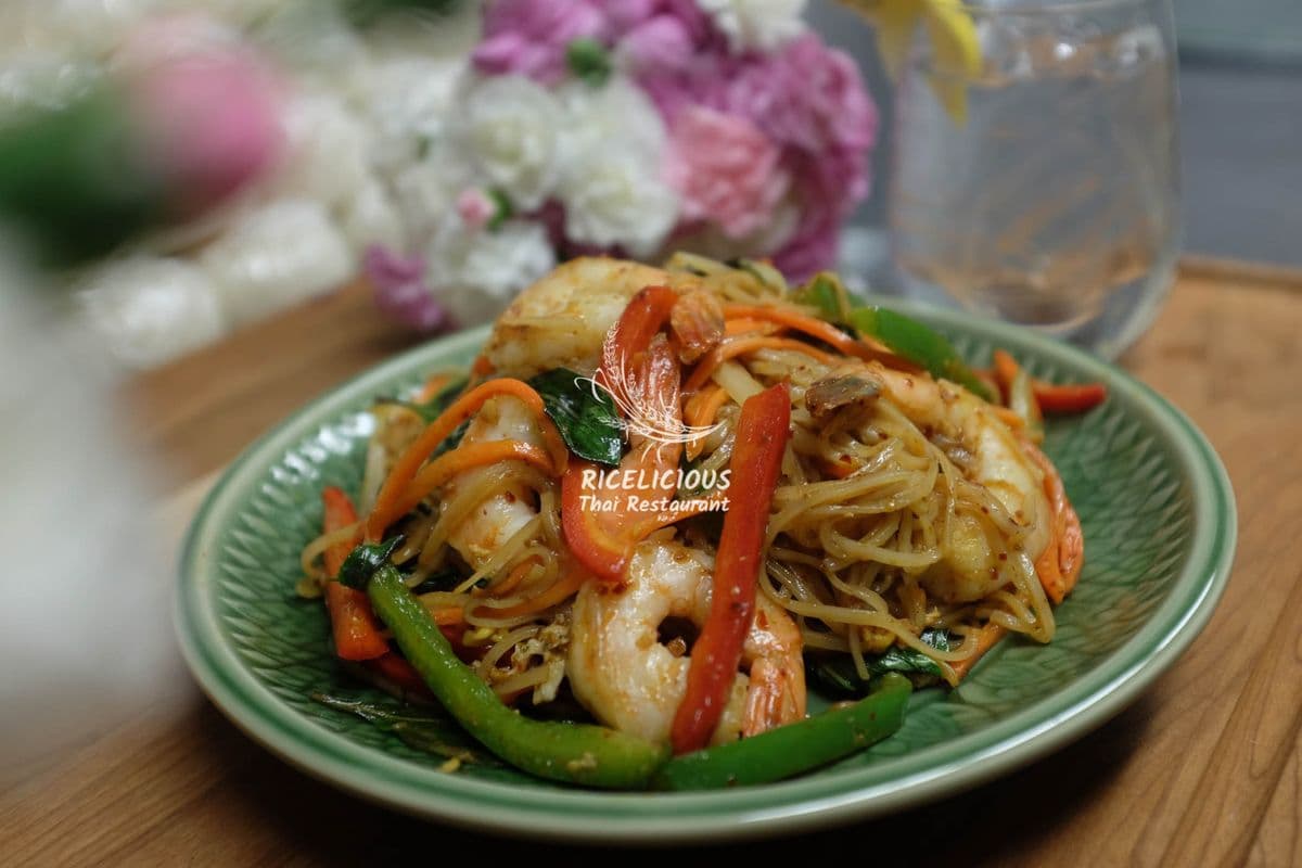 N7. Basil Noodles (Pad Kee Mao)