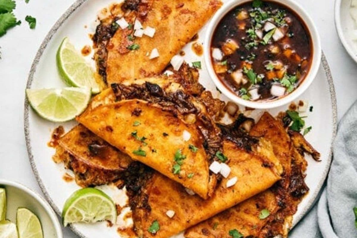 Chicken Birria Tacos (3Pcs)