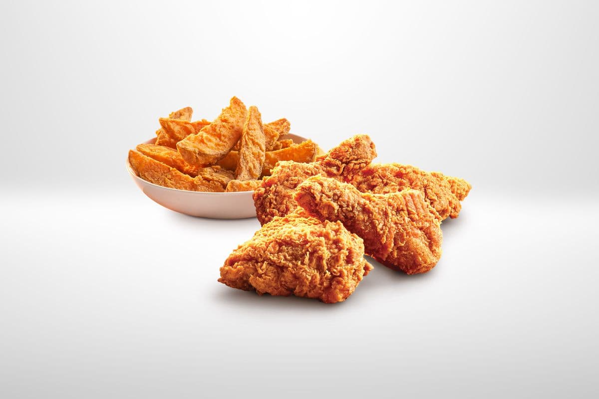 Crispy Classic Chicken - 2 Thighs, 2 Drums +10 Wedges + 2 FREE Dips