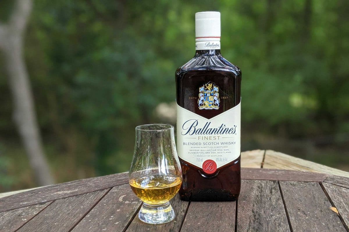 Ballantine's (1 x 750 ml)