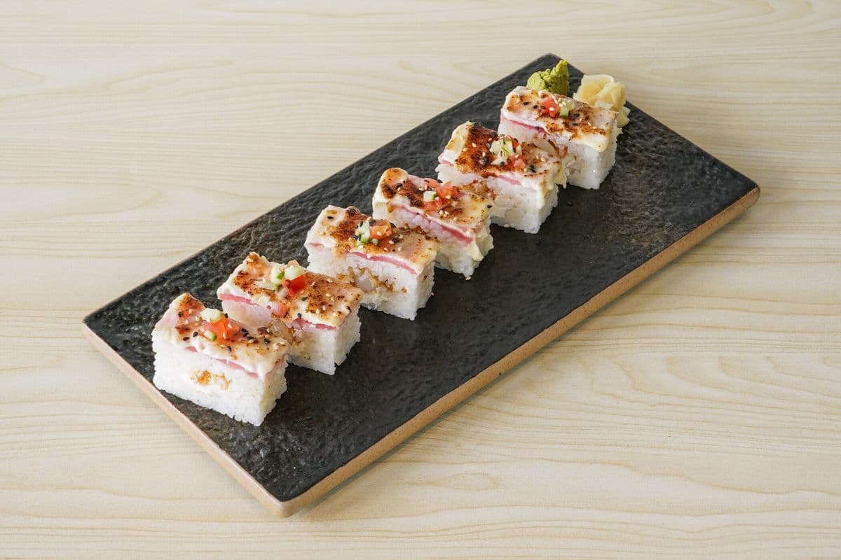 AS3. Aburi Tuna Oshi (6 pcs)