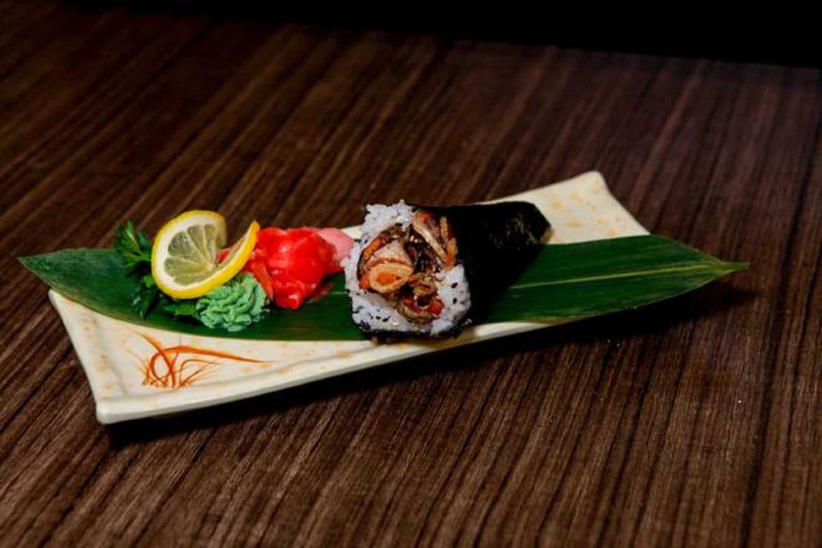Salmon Skin Hand Roll