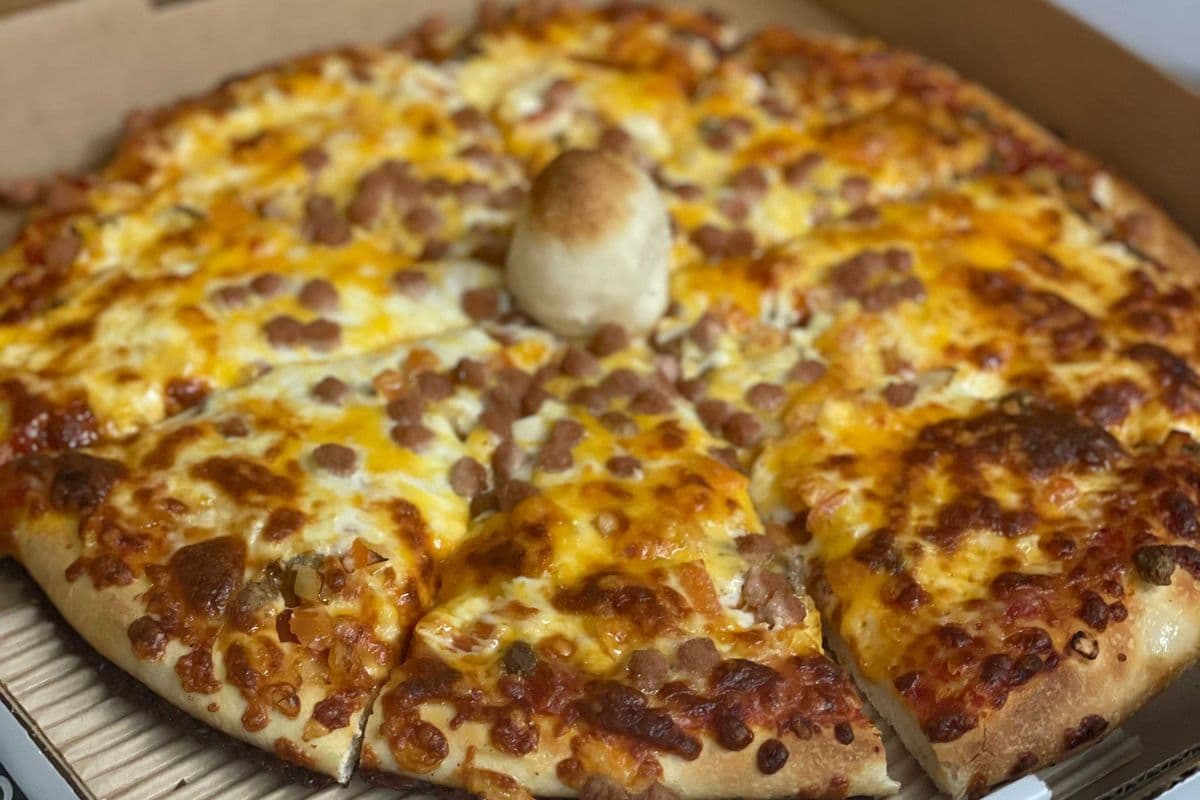 10" Cheeseburger Pizza