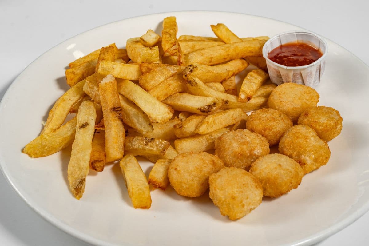 Breaded Scallops (8 pcs) and Chips