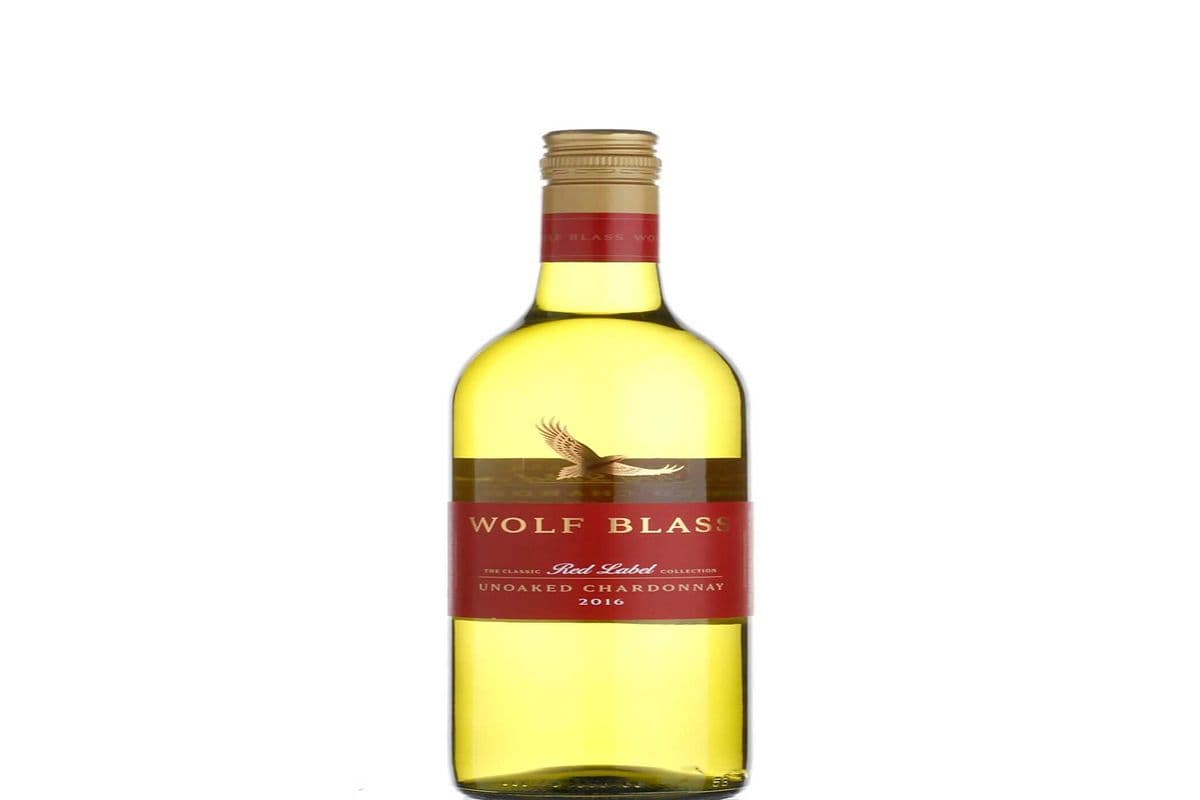 WOLF BLASS RED LABEL UNWOODED CHARD (1 x 750ML)