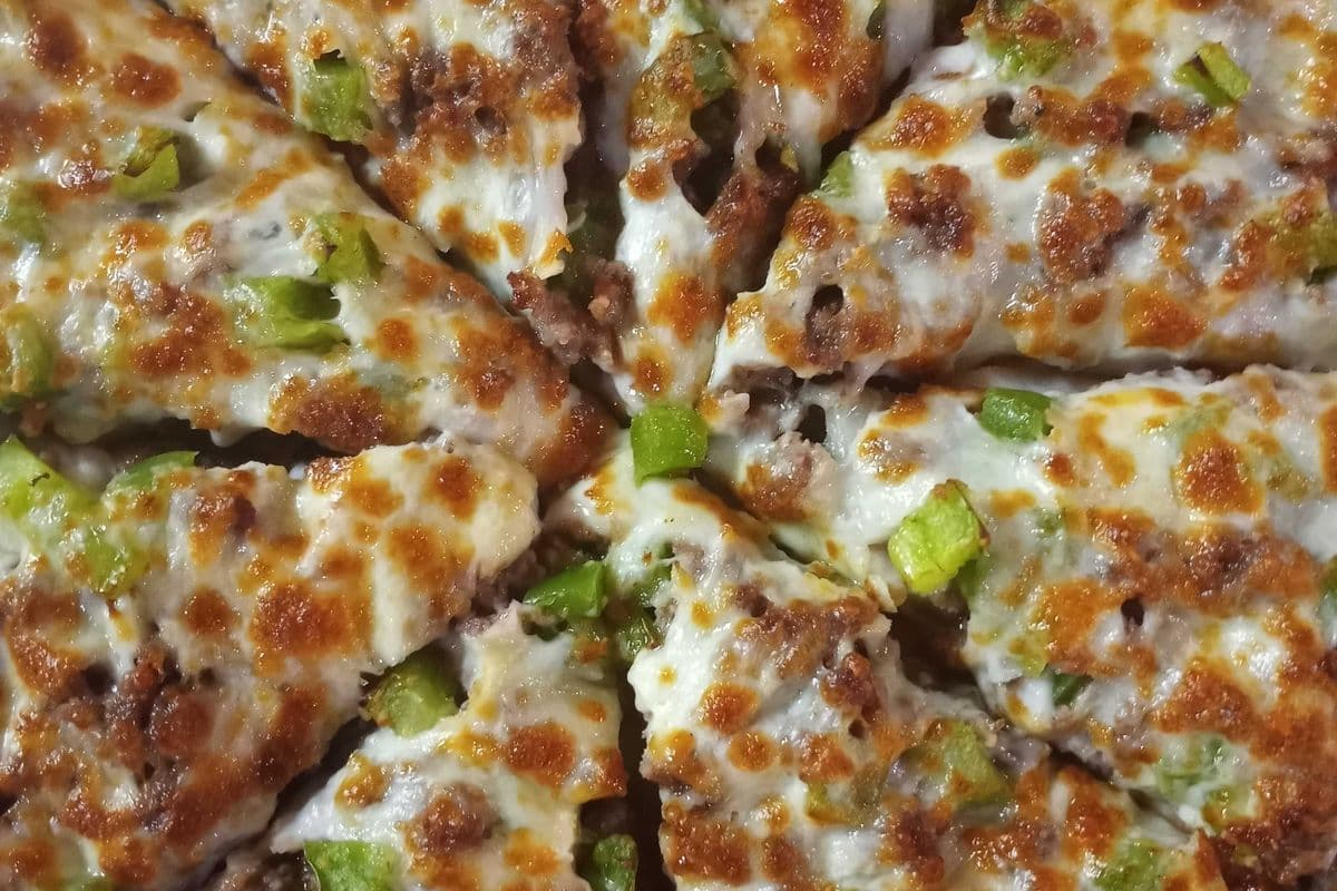 10" Canadian Legend Pizza