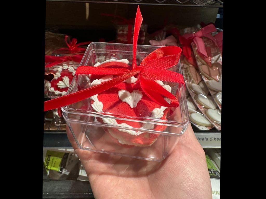 Valentine's day cookies box
