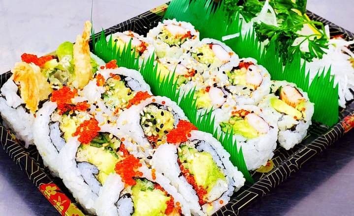 Two Maki Combo Set (16 pcs)