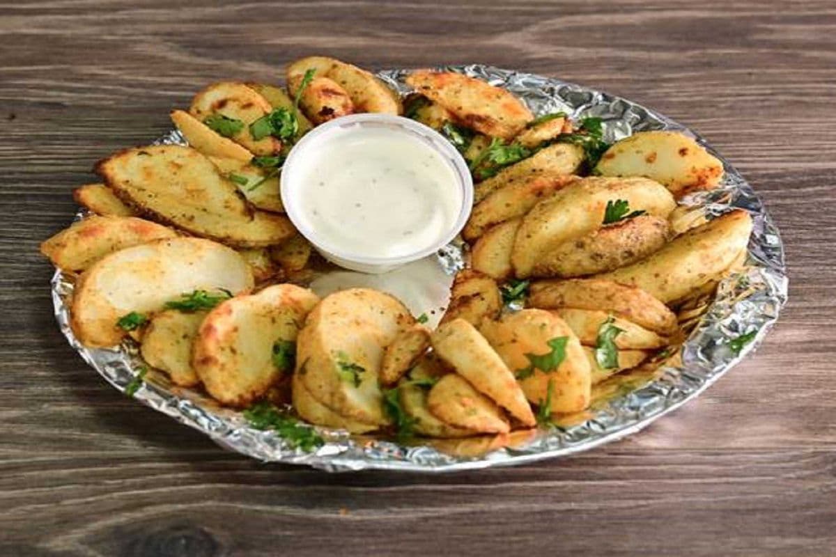 Garlic Potato Wedges
