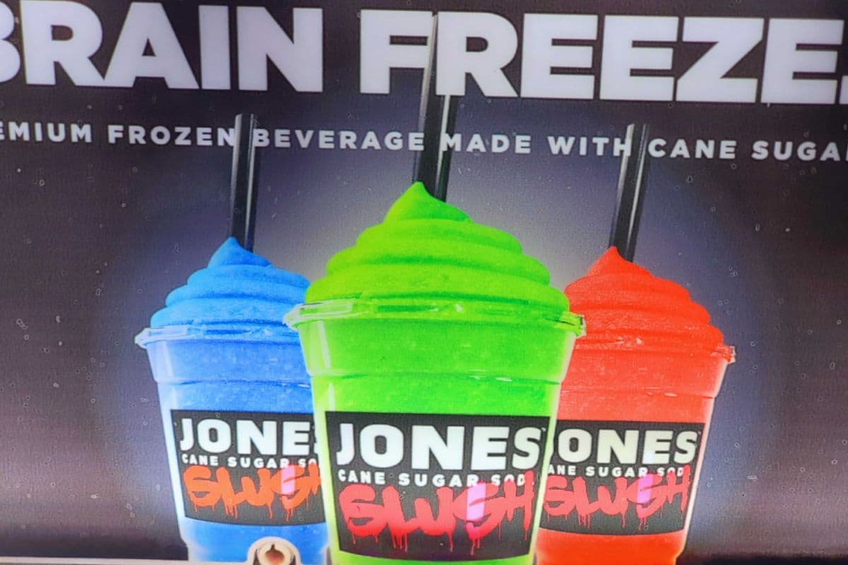 JONE'S Slushy CHERRY SMALL
