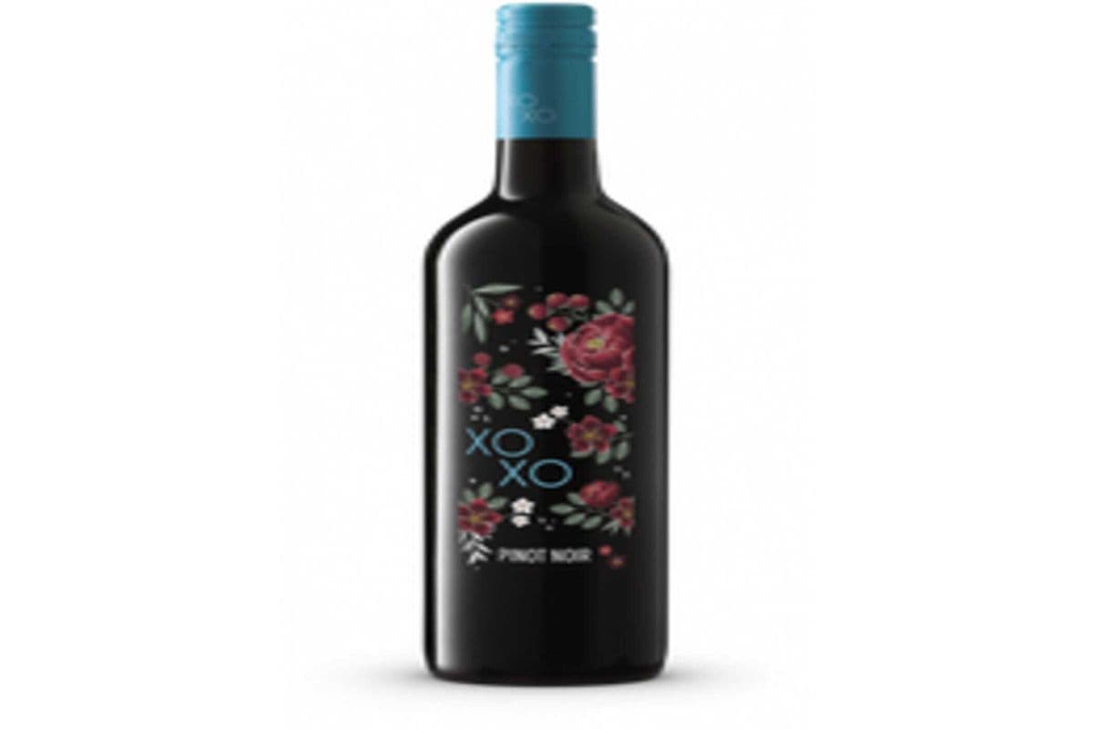 XOXO PINOT NOIR 750ML (1 x 750ML)