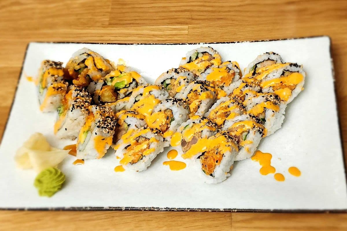 Spicy Sushi Roll Combo
