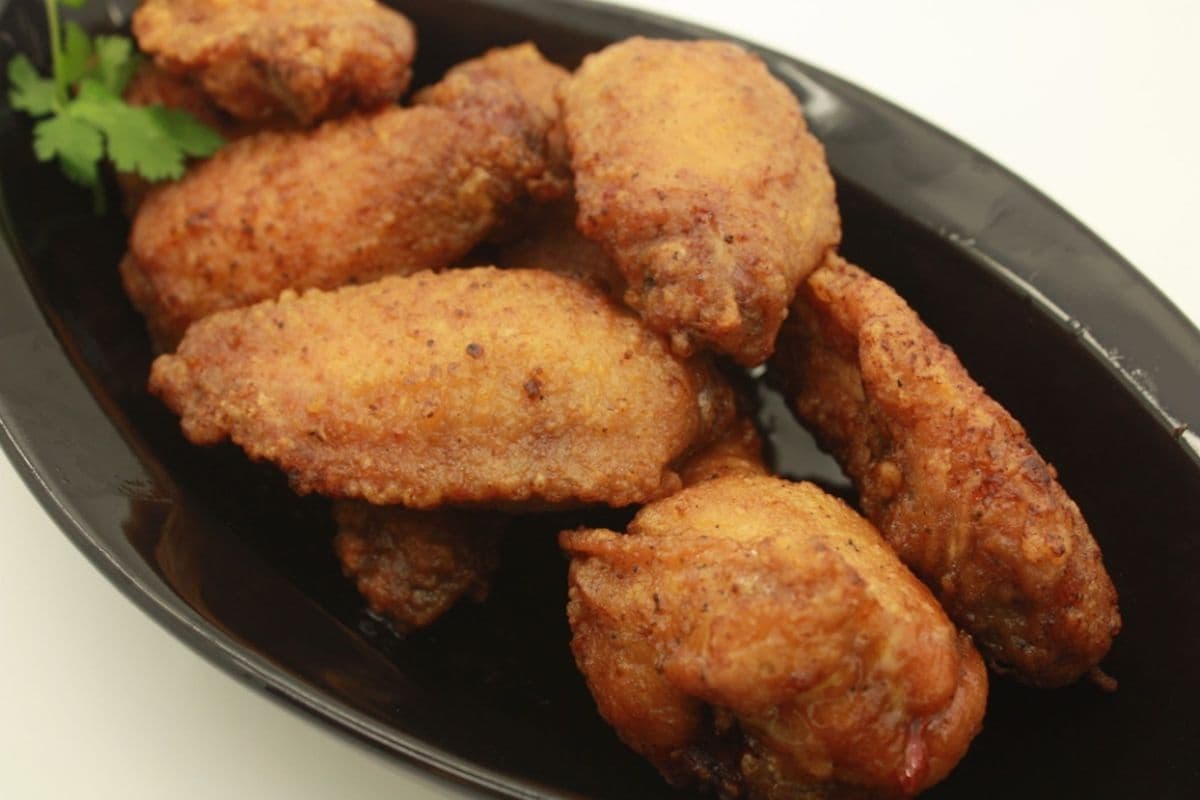 Salt and Pepper Chicken Wings (8 pcs)