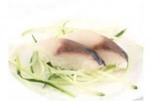 J10. Shimesaba Sushi (2 pcs)