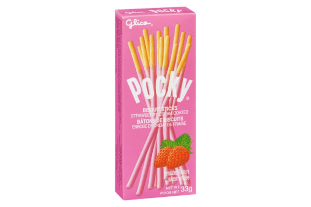 Pocky Strawberry Cream