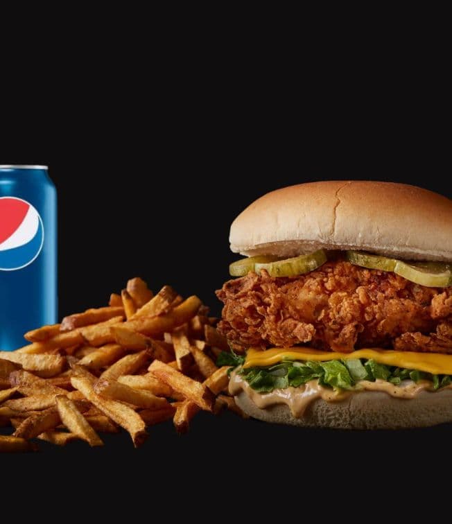 CLASSIC CHICKEN SANDWICH COMBO CALS 1140 - 1650