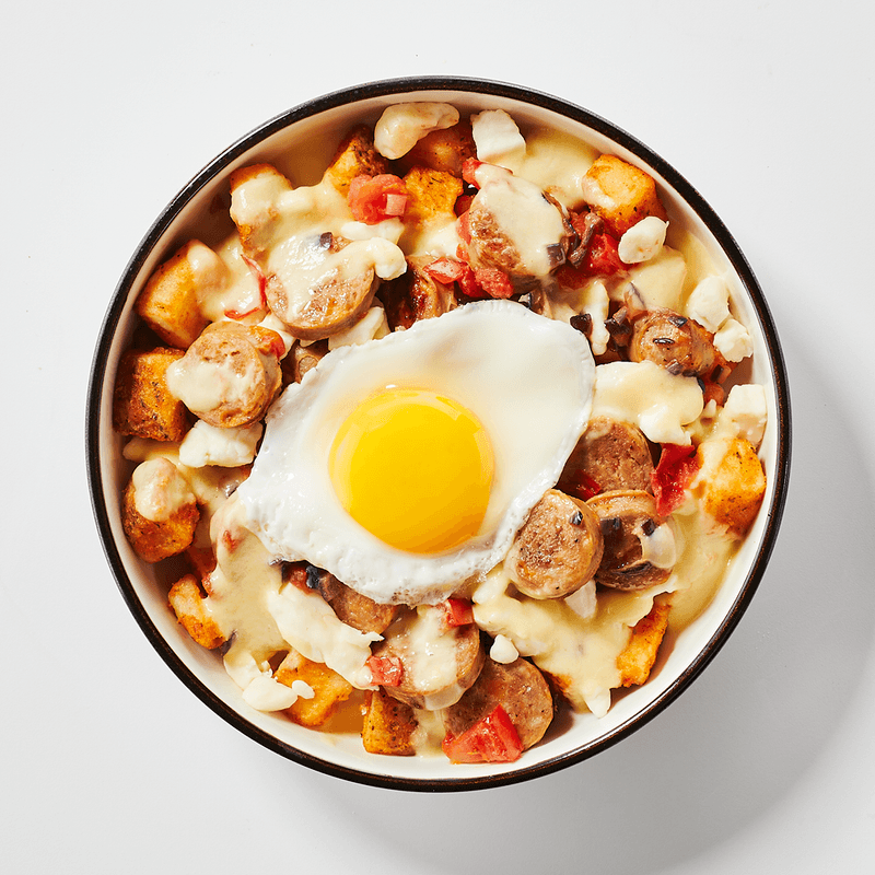Poutine Saucisse Bacon & Cheddar / Sausage Bacon & Cheddar Poutine
