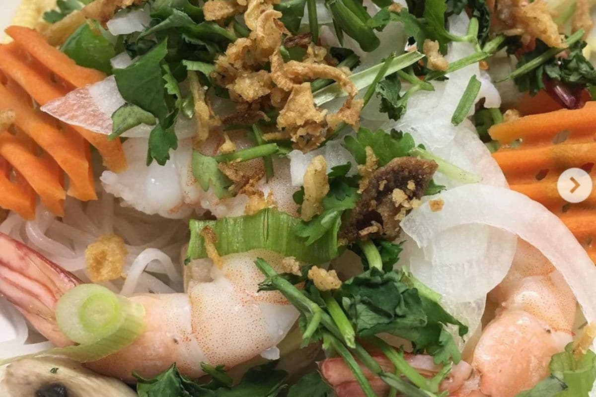 17. Thai Rice Noodle Soup with Prawns