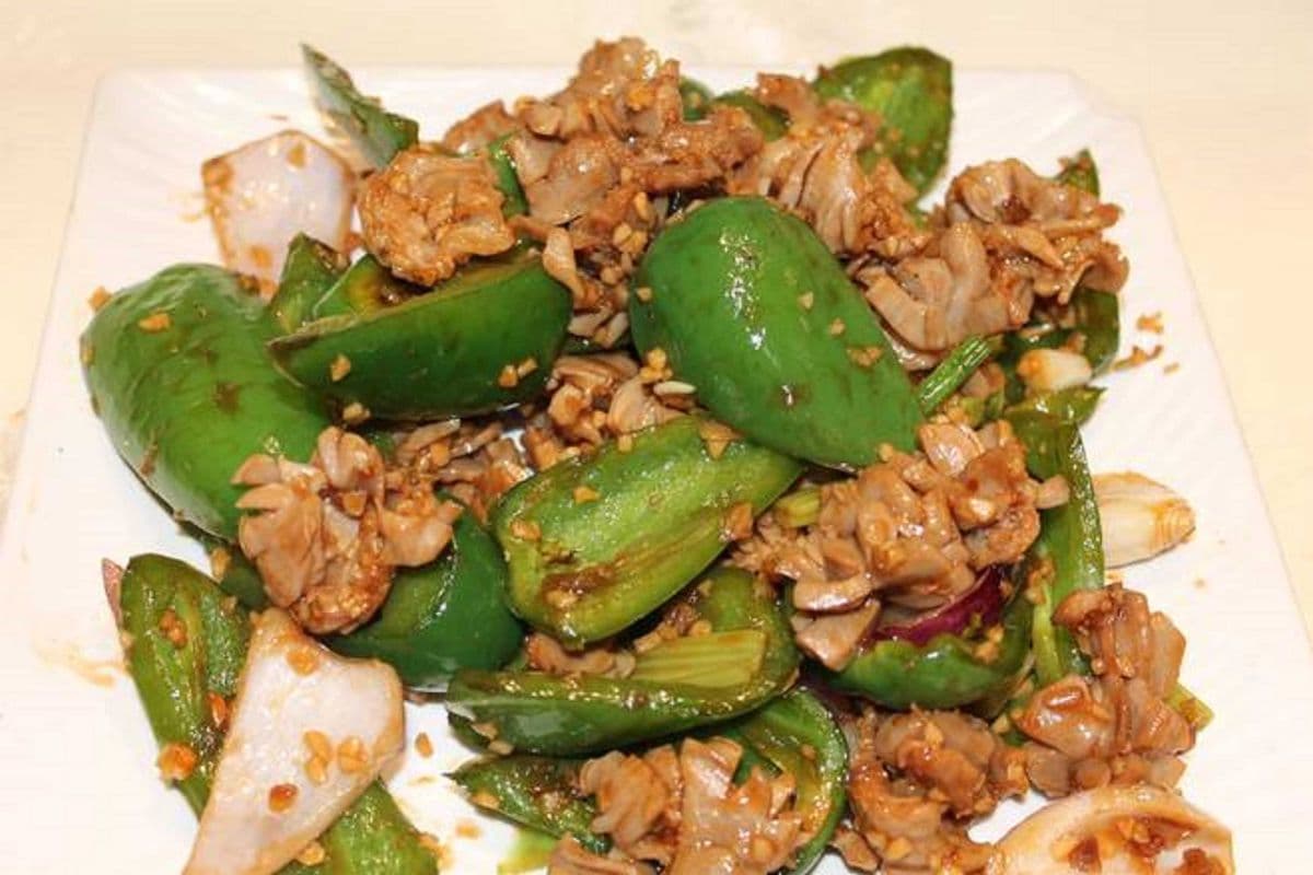 尖椒鸡肾 Chicken Kidney with Jalapeno Pepper