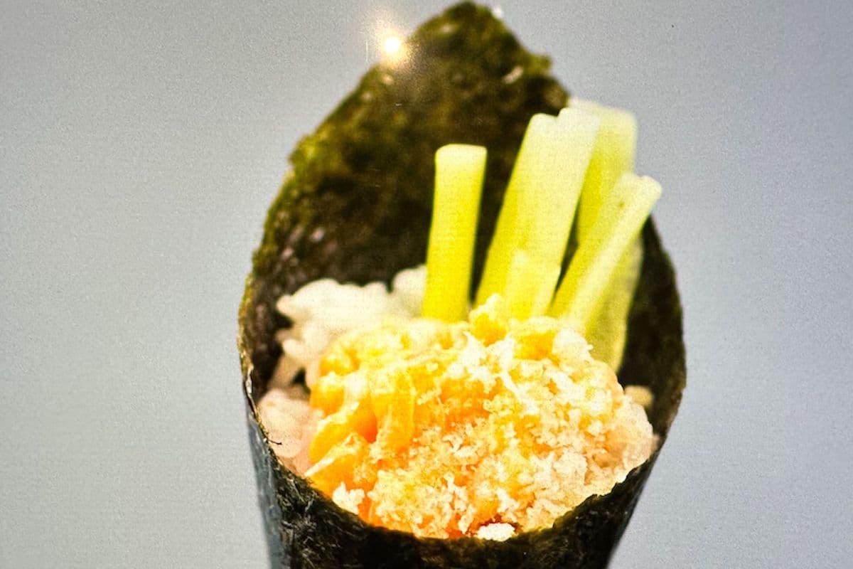 Spicy Salmon Hand Roll